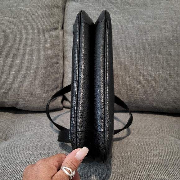 Emanuel Ungaro Paris Shoulder Bag, EUC - Picture 15 of 16